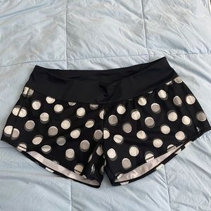 Oiselle Roga Shorts